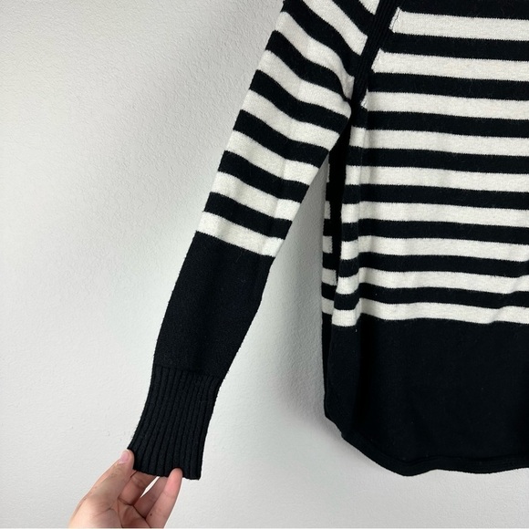 Anthropologie Black White Rebekah Knit Pullover Sweater Size XS - Picture 3 of 8